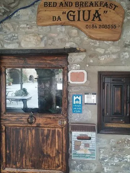 Couette-café B&B Da Giua' Apricale